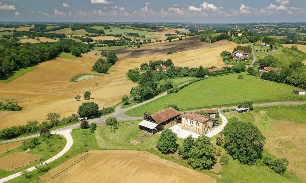 Villa Le Guitou Monlezun Exterior foto